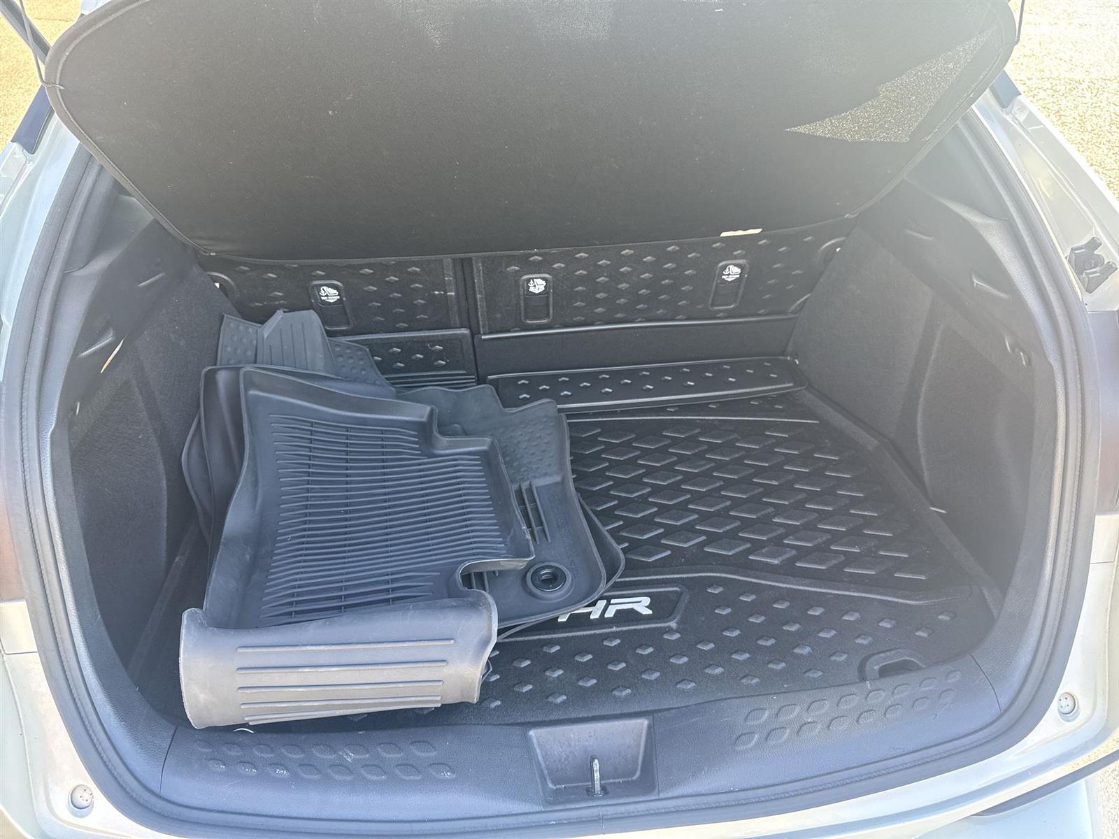 Thumbnail: 2021 Toyota C-HR - 29