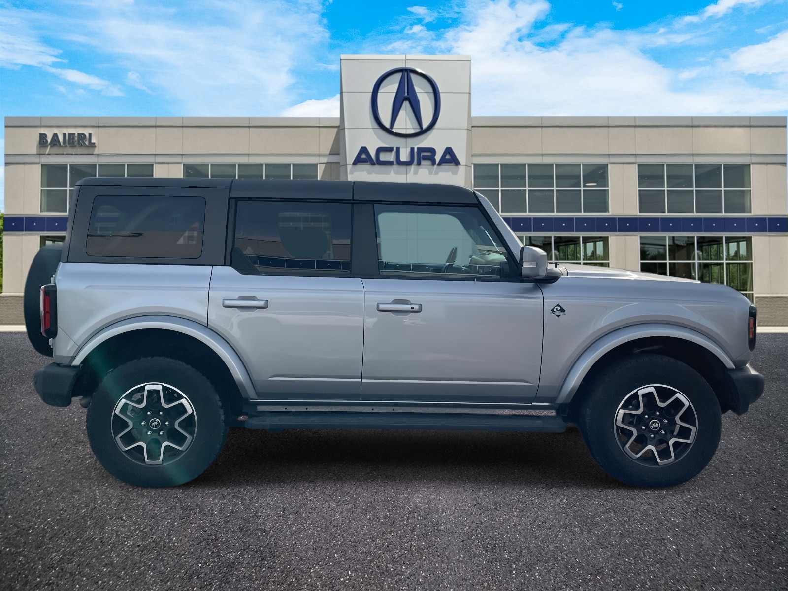 Thumbnail: 2023 Ford Bronco - 6