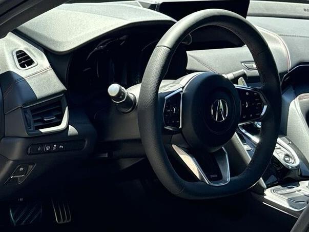 Thumbnail: 2025 Acura TLX - 12