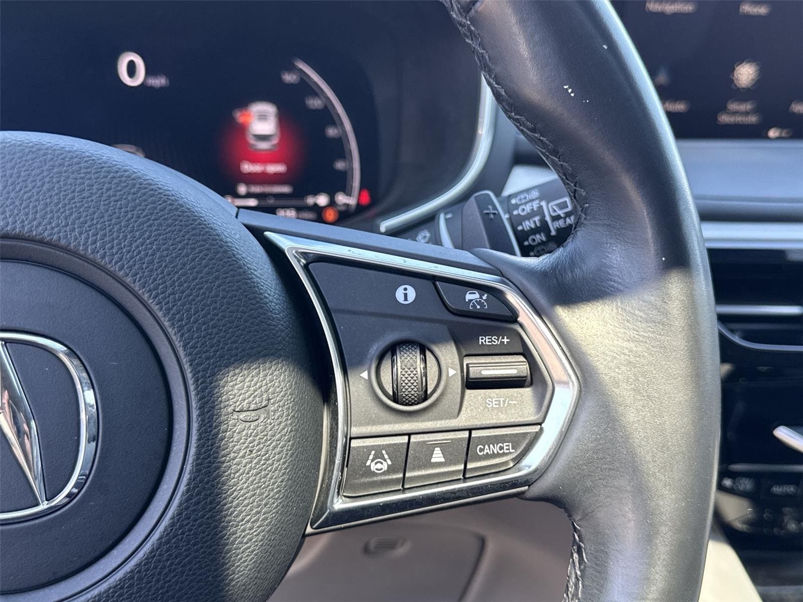 Thumbnail: 2023 Acura MDX - 21