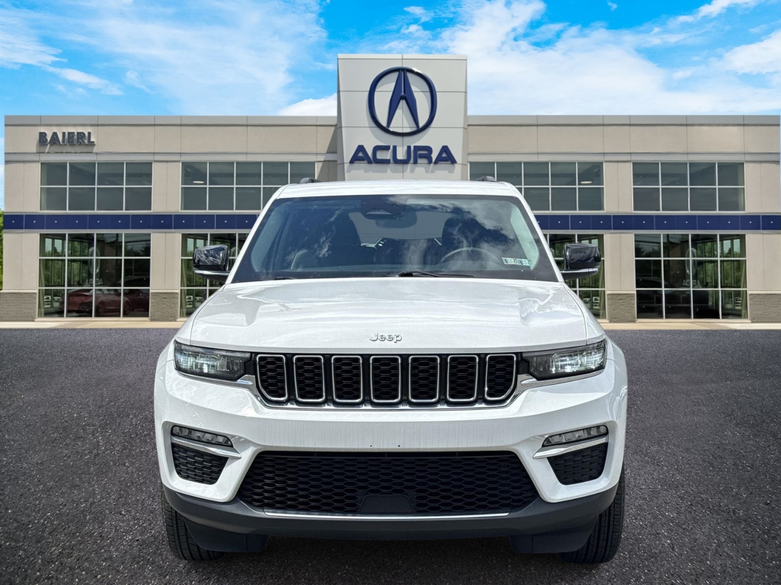 Thumbnail: 2023 Jeep Grand Cherokee - 8