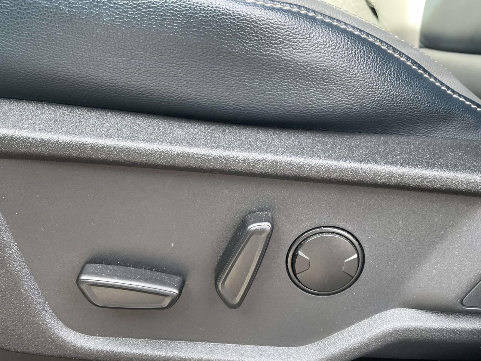 Thumbnail: 2023 Ford Bronco - 14