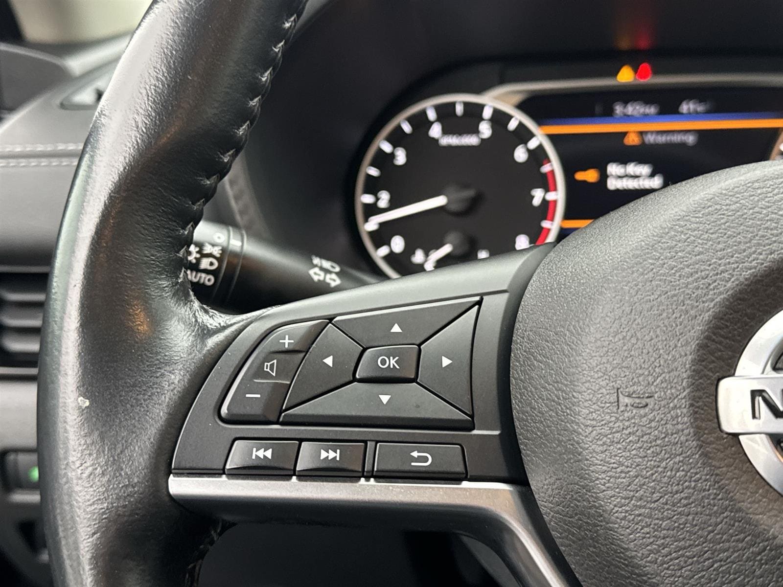 Thumbnail: 2022 Nissan Sentra - 18