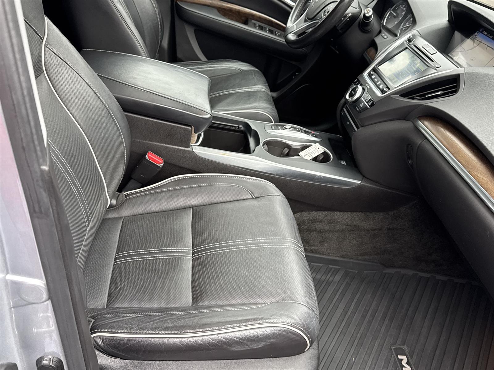 Thumbnail: 2017 Acura MDX - 18