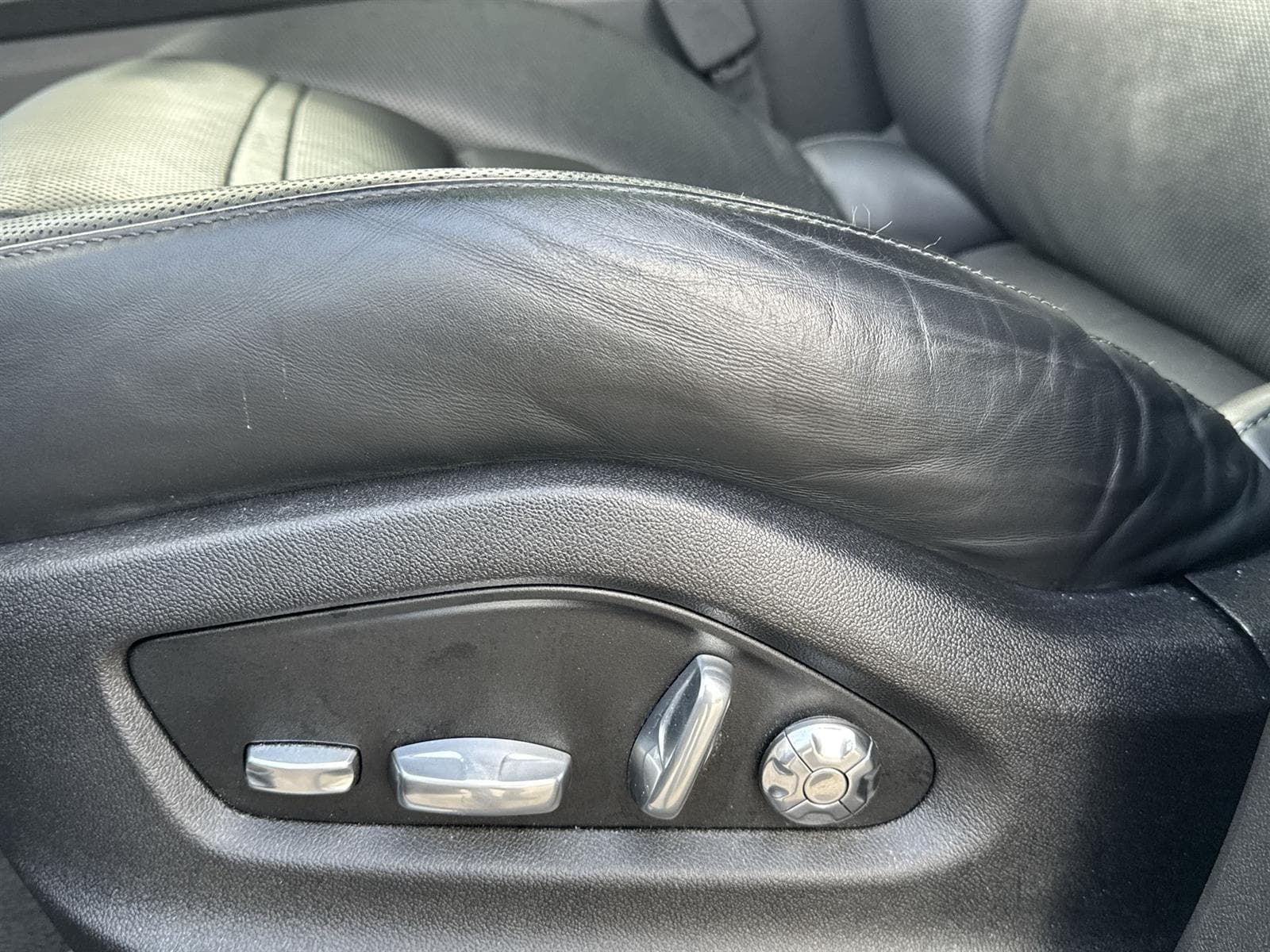 Thumbnail: 2019 Porsche Cayenne - 12