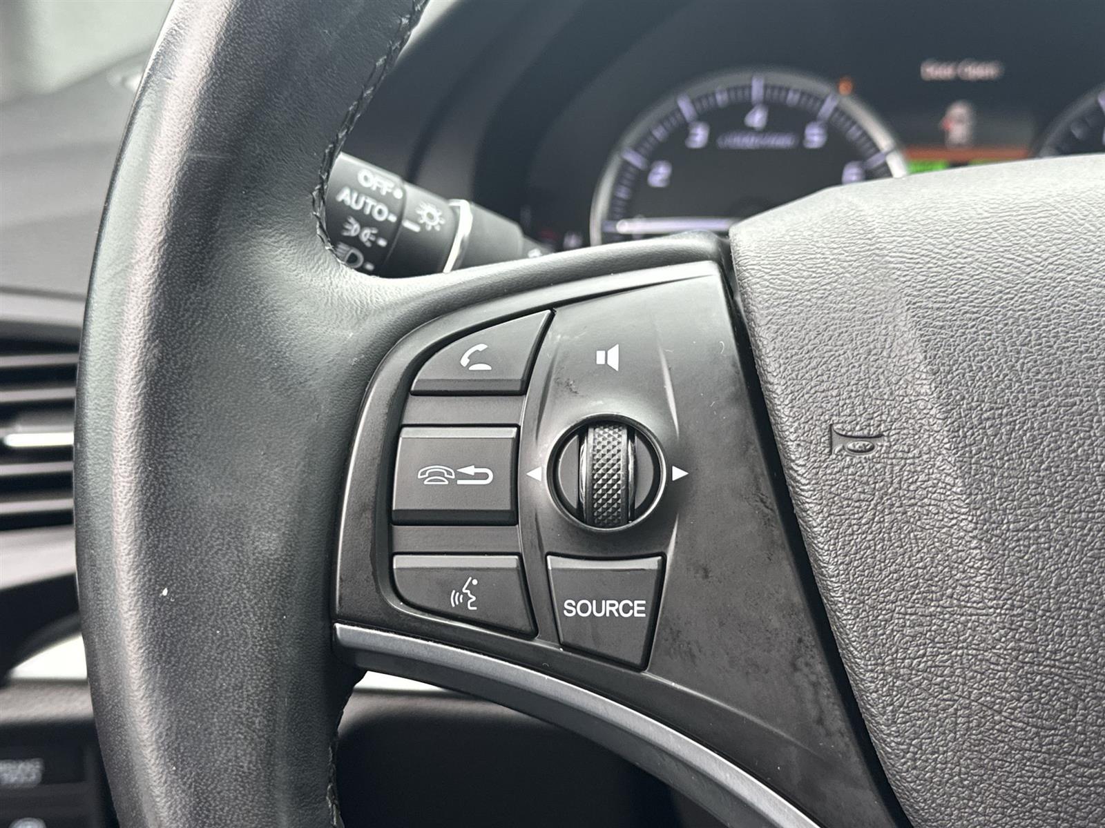 Thumbnail: 2019 Acura MDX - 20