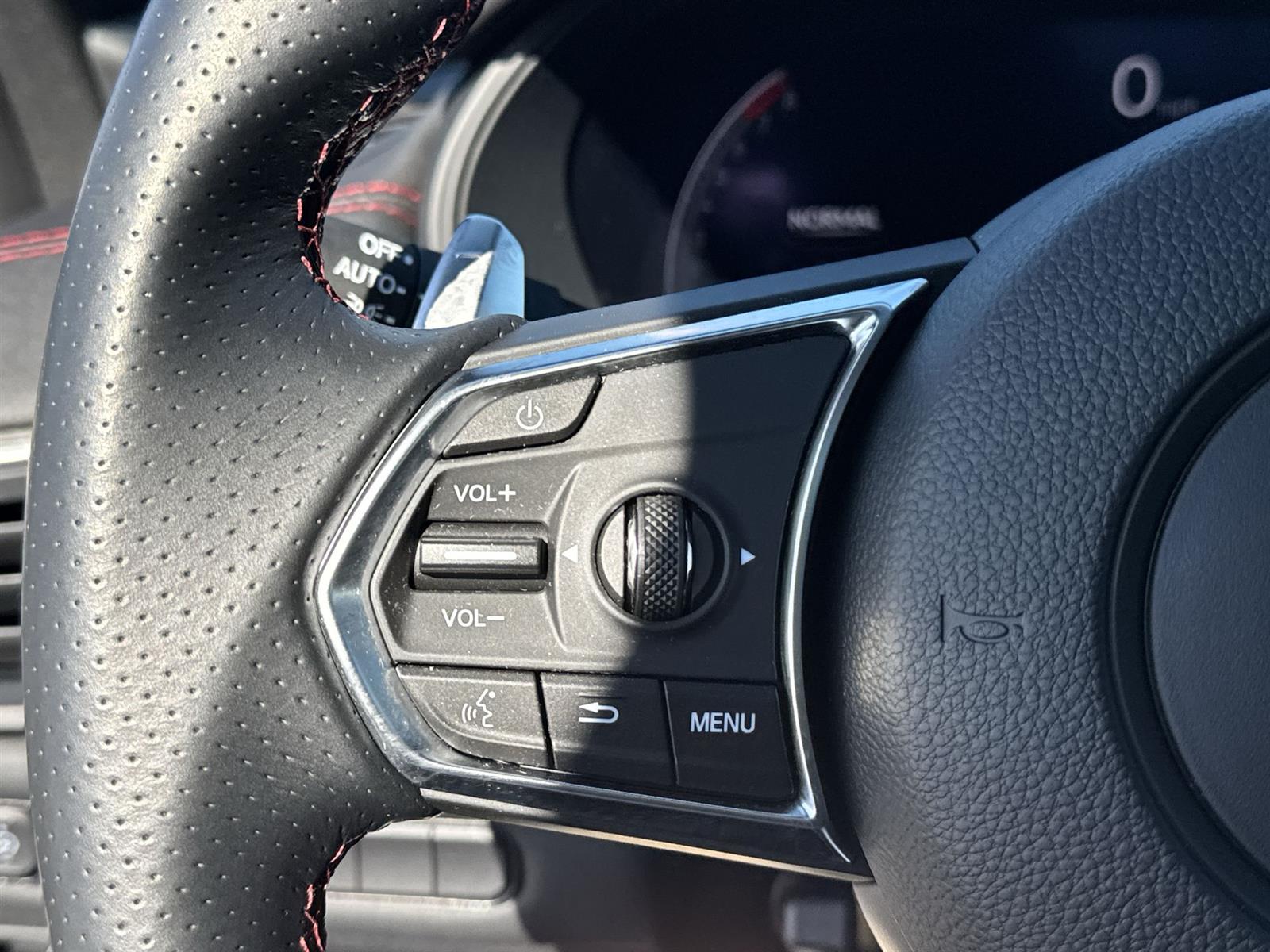 Thumbnail: 2025 Acura TLX - 19