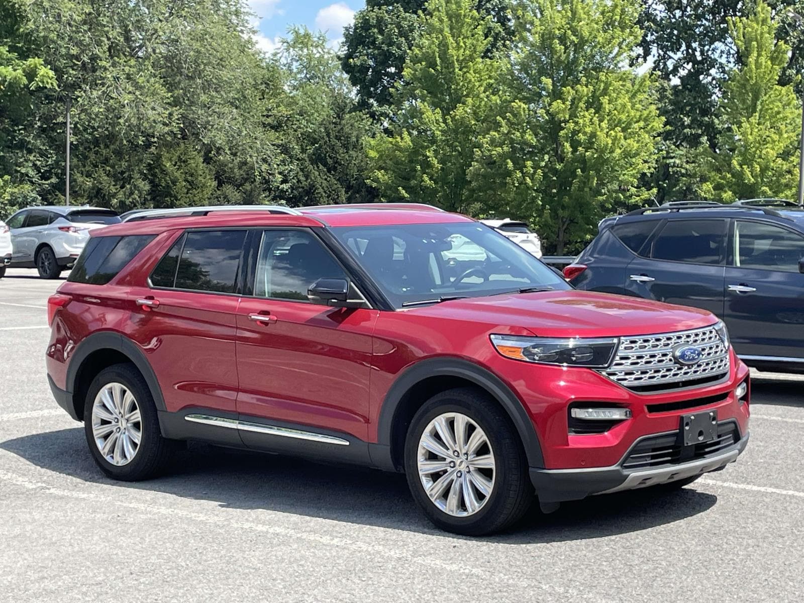 Thumbnail: 2021 Ford Explorer - 7