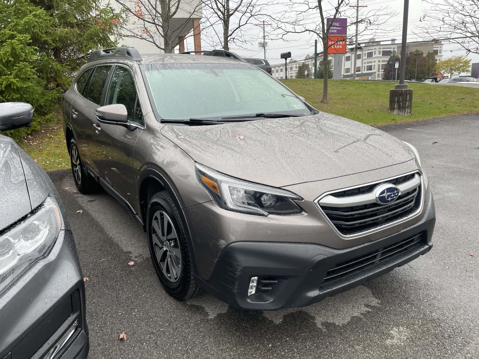 Thumbnail: 2022 Subaru Outback - 12