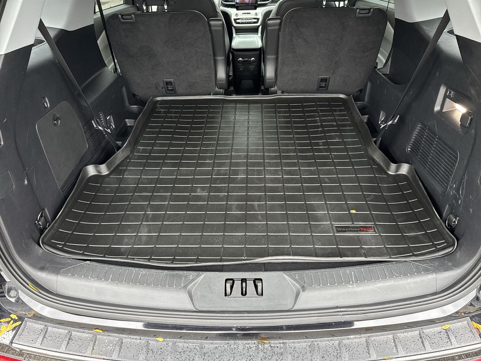 Thumbnail: 2022 Ford Explorer - 30