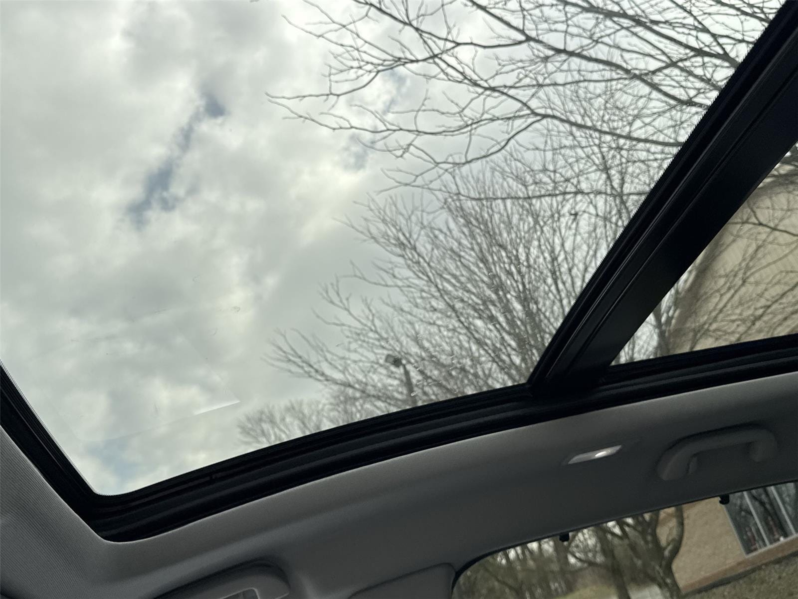 Thumbnail: 2023 Acura MDX - 14