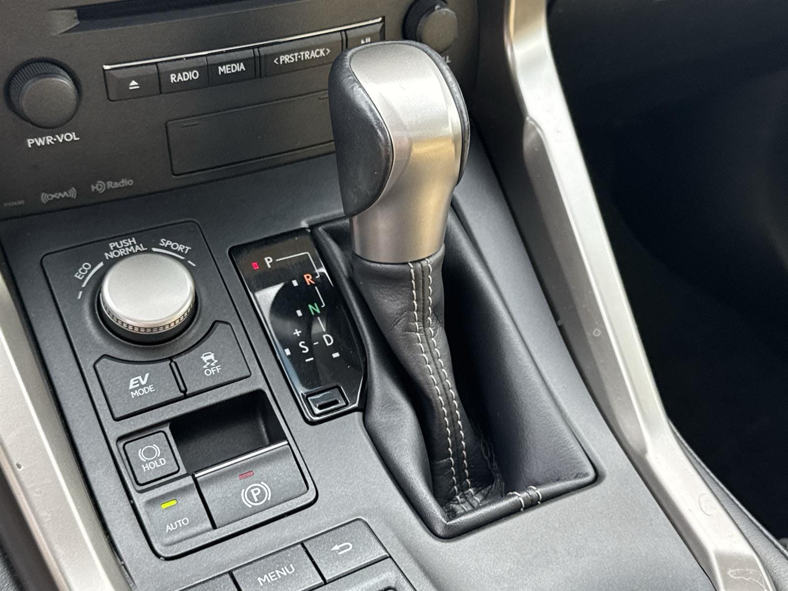 Thumbnail: 2016 Lexus NX - 31
