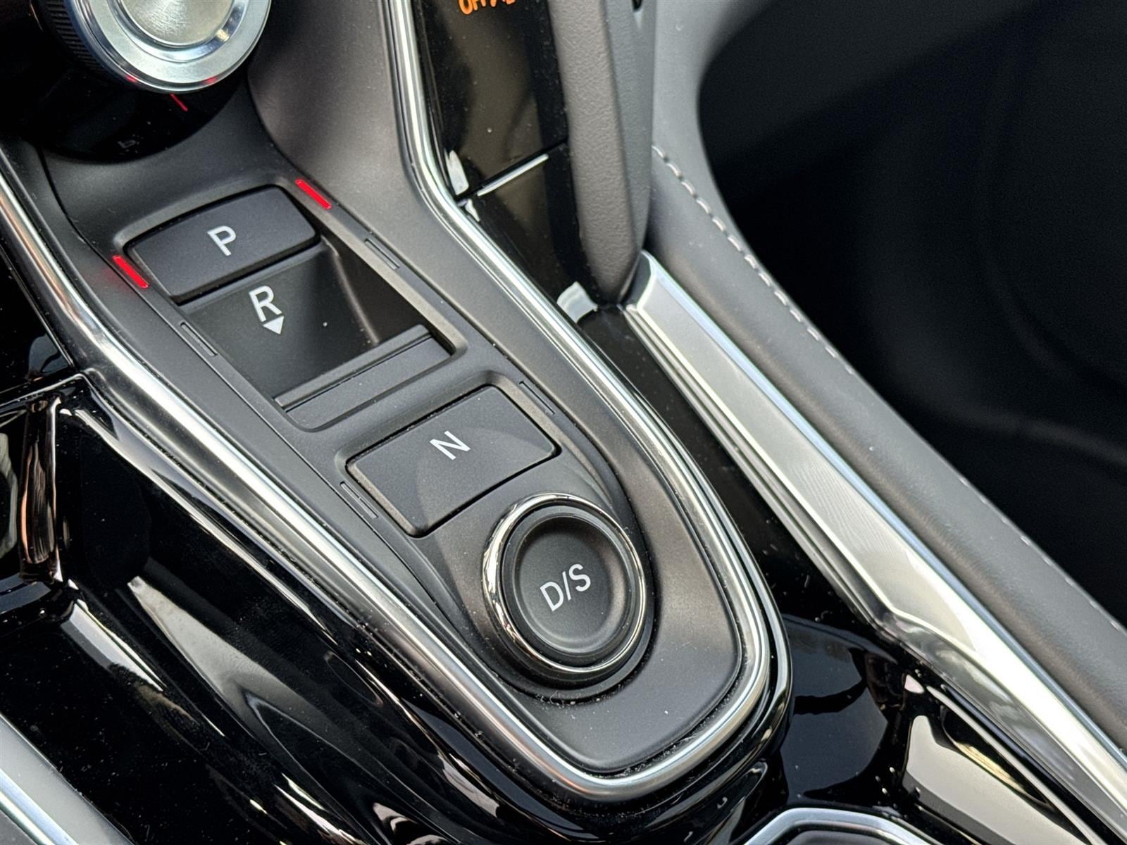 Thumbnail: 2025 Acura RDX - 29