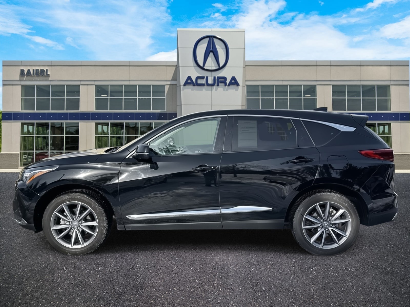 Thumbnail: 2023 Acura RDX - 2