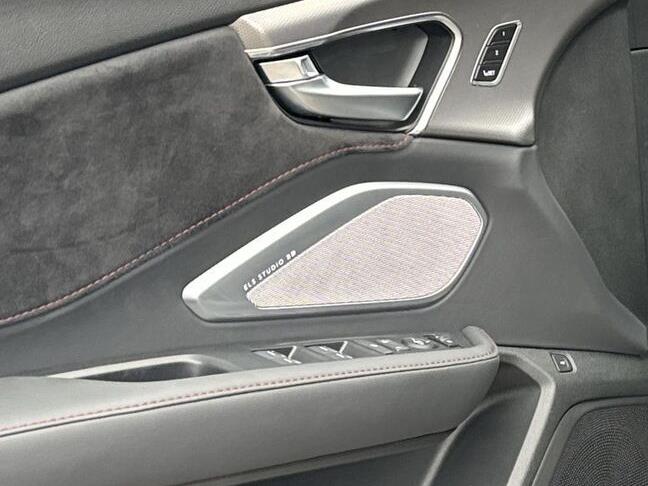 Thumbnail: 2026 Acura RDX - 13