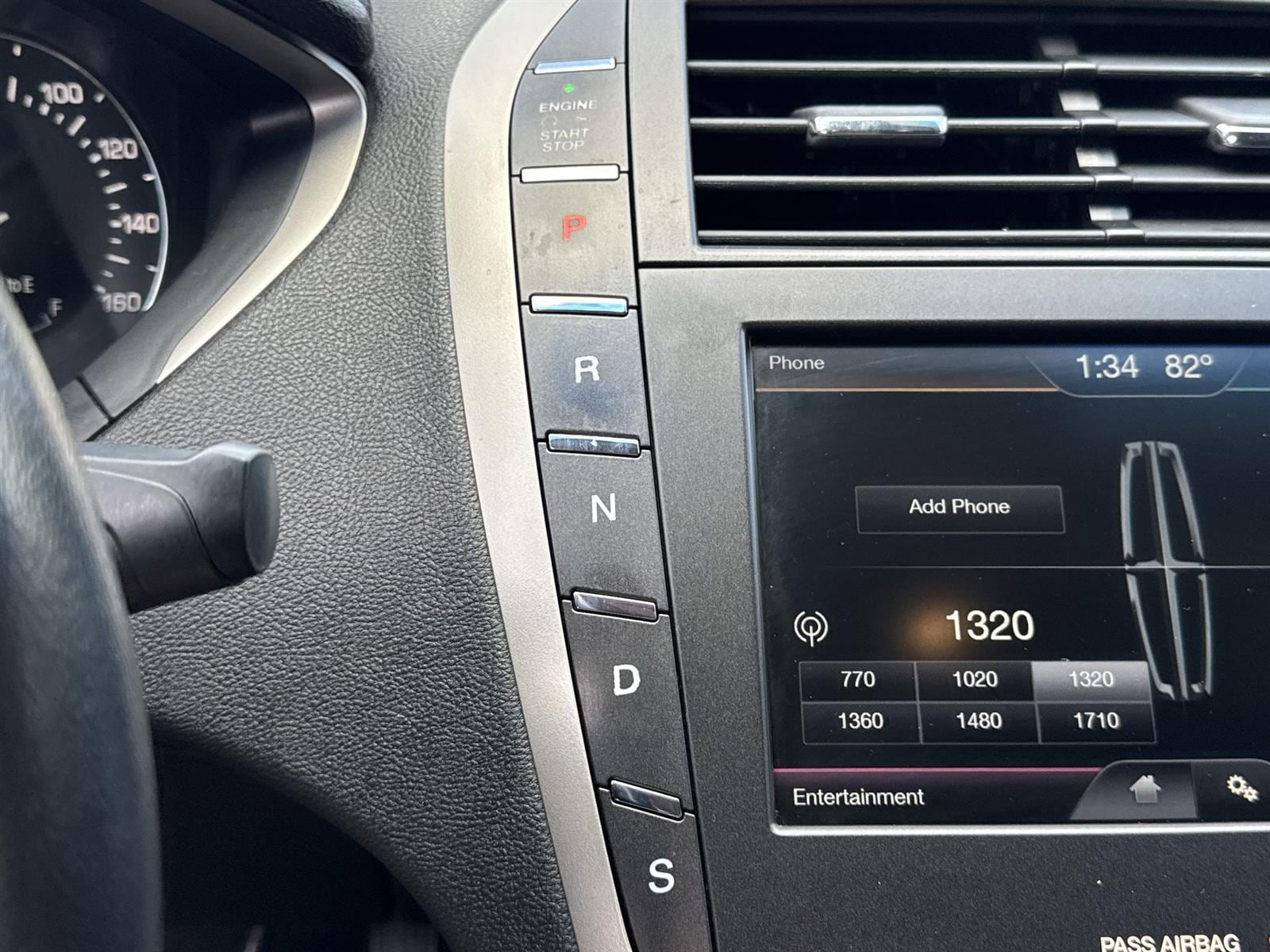 Thumbnail: 2016 Lincoln MKZ - 29