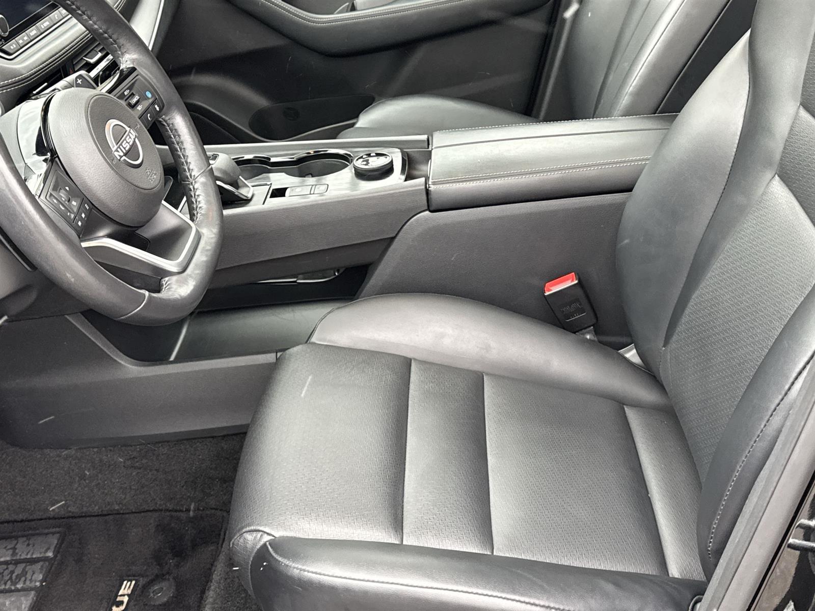 Thumbnail: 2023 Nissan Rogue - 11