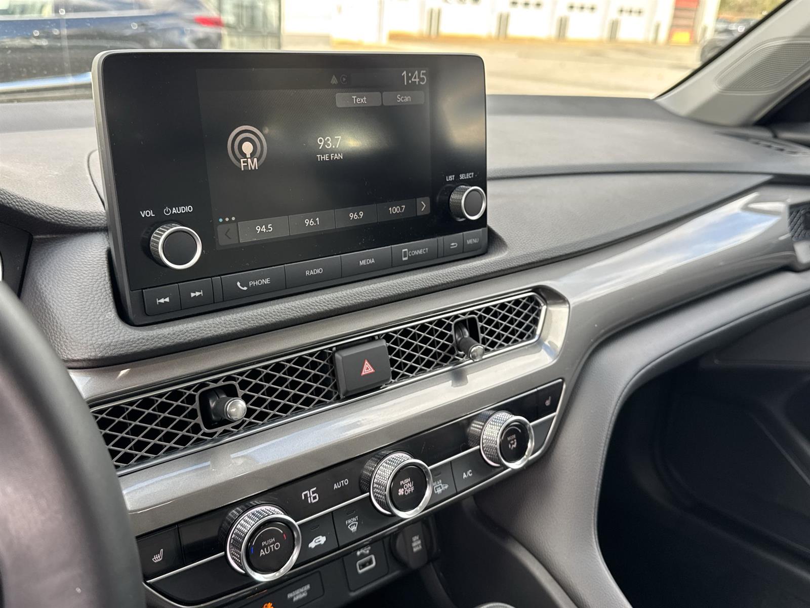 Thumbnail: 2023 Acura Integra - 25