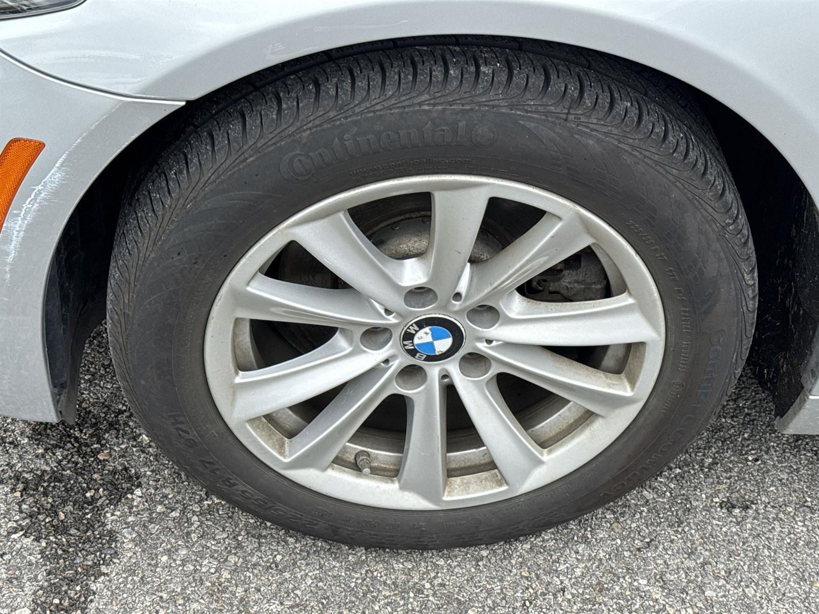 2015 BMW 5 Series 528i xDrive 11
