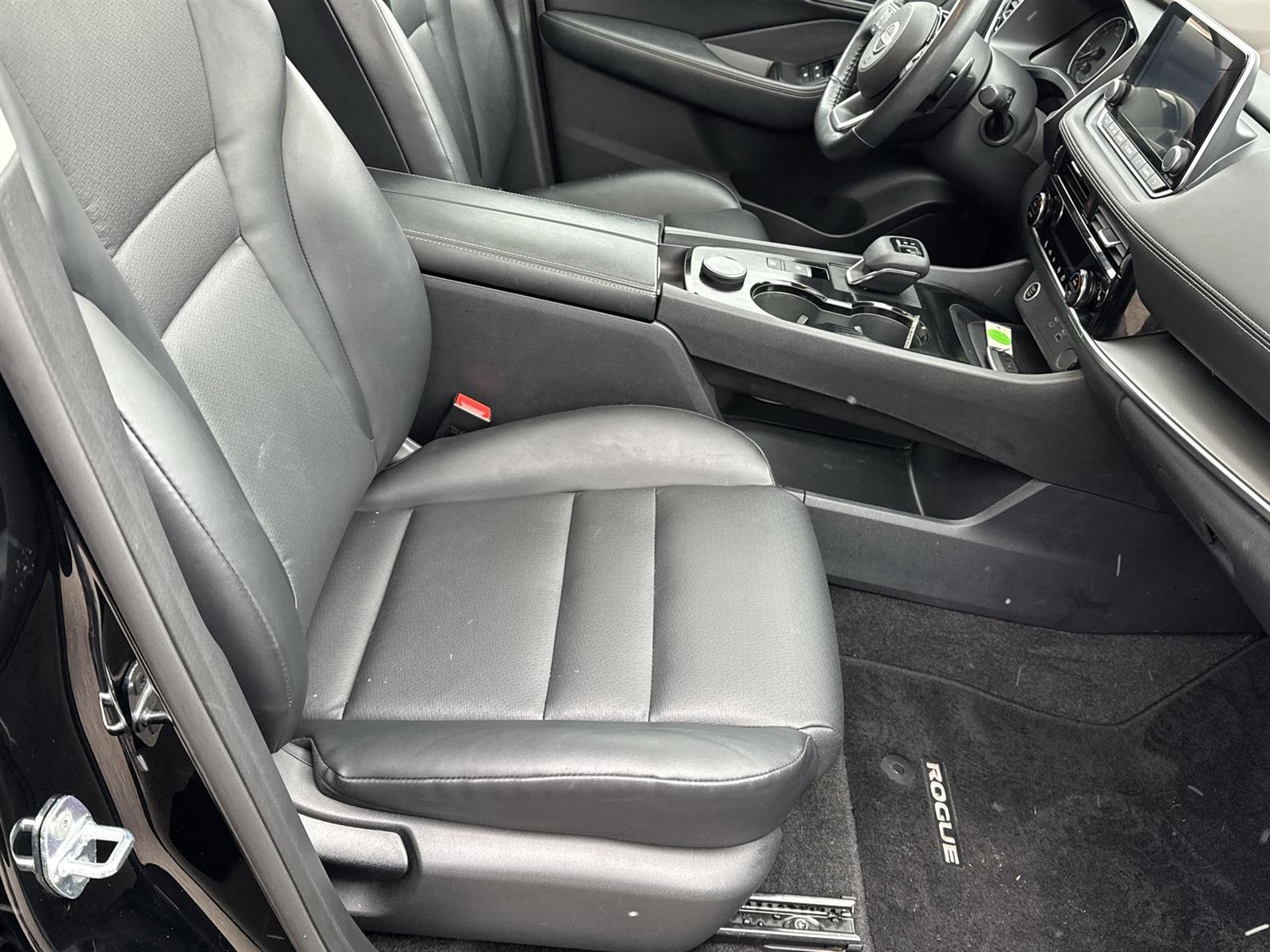 Thumbnail: 2023 Nissan Rogue - 17