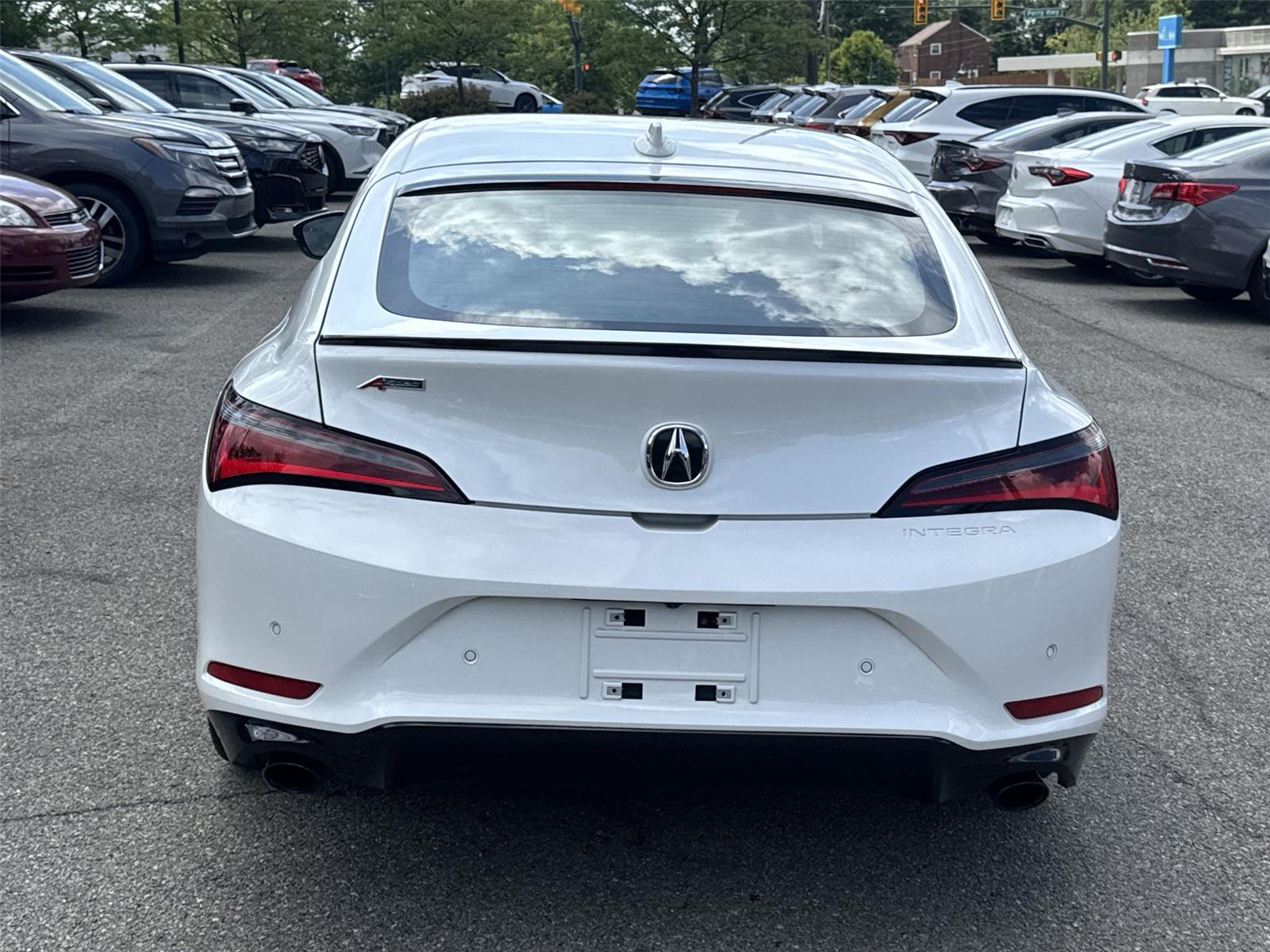 Thumbnail: 2024 Acura Integra - 4