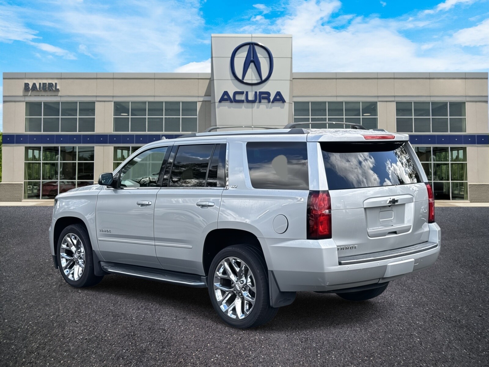 Thumbnail: 2016 Chevrolet Tahoe - 3