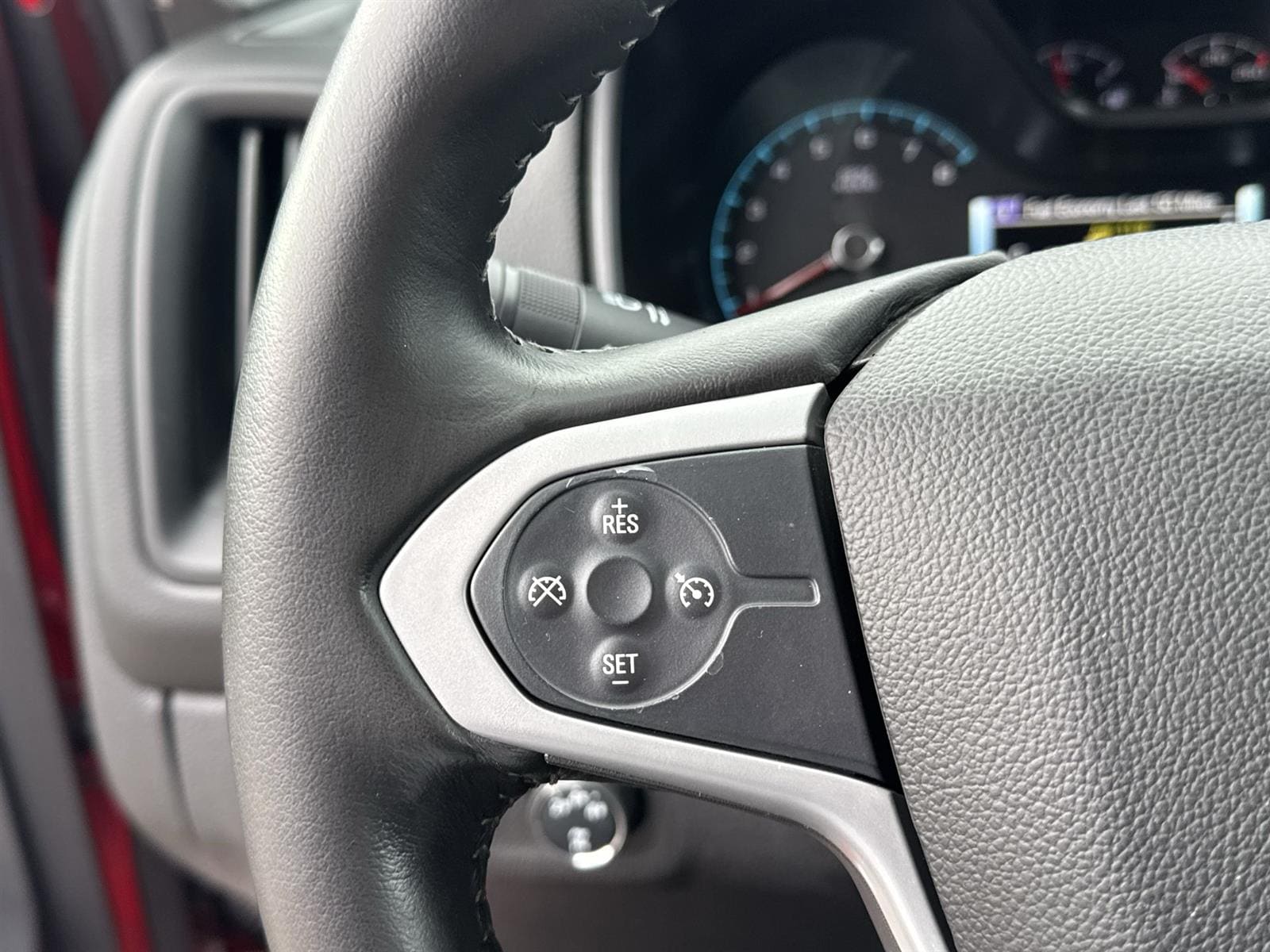 Thumbnail: 2016 Chevrolet Colorado - 18