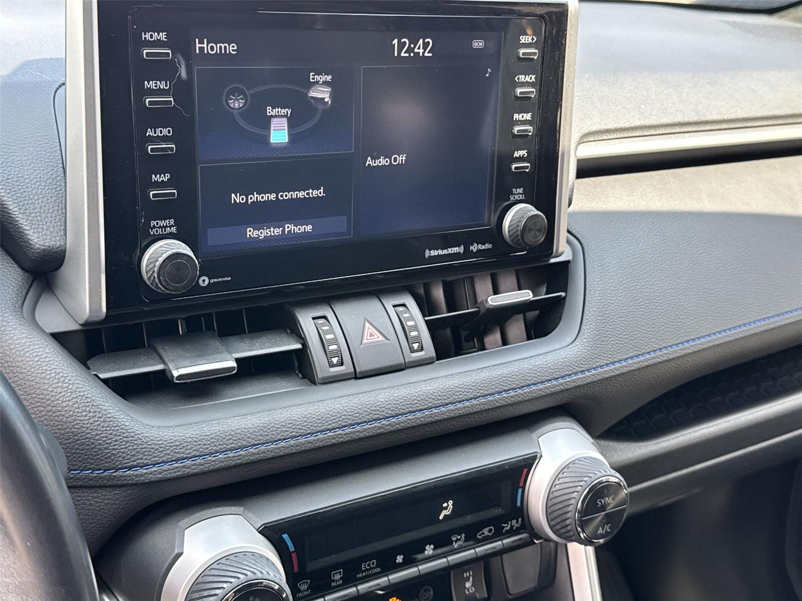 Thumbnail: 2019 Toyota RAV4 - 23