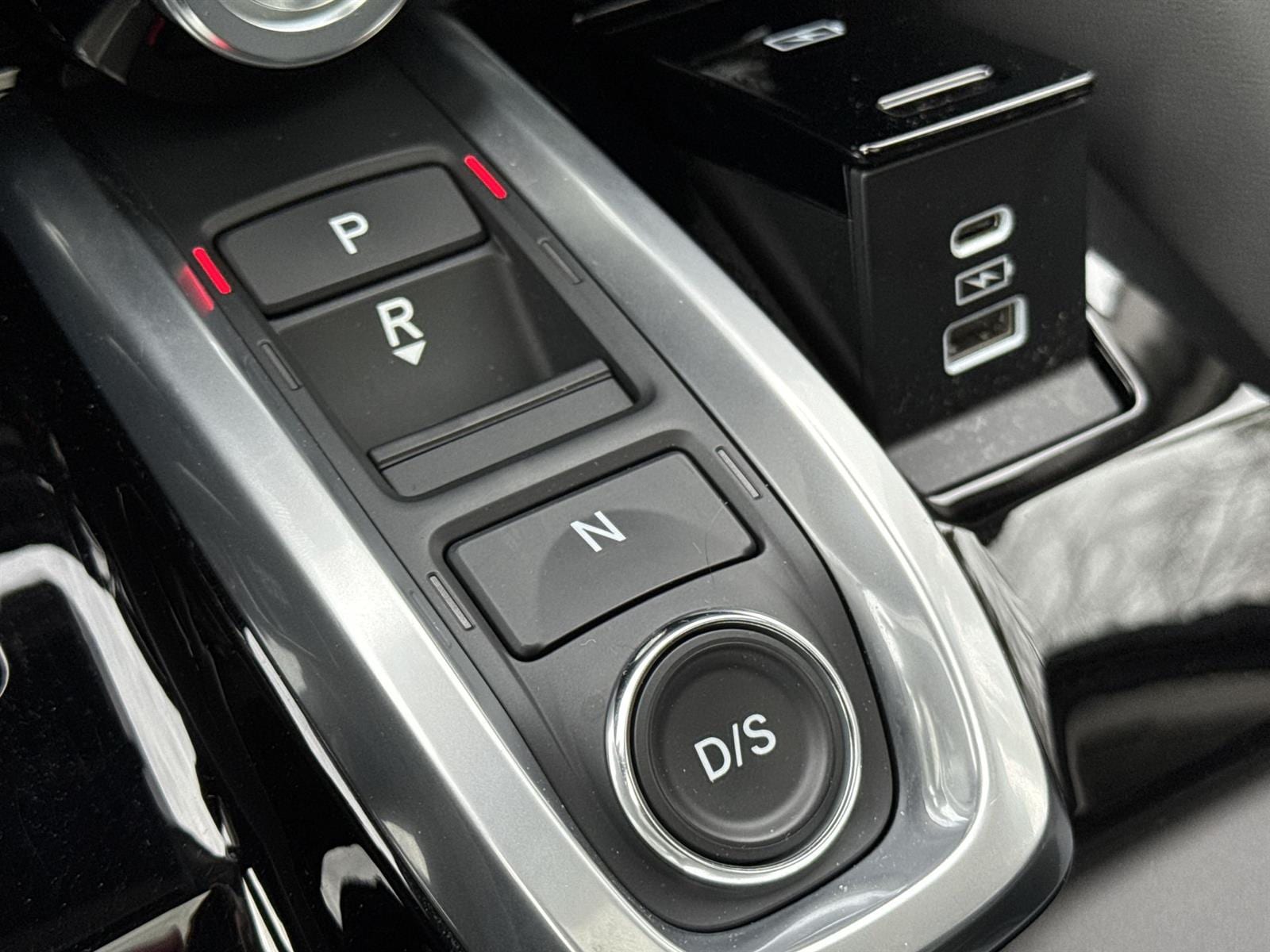 Thumbnail: 2023 Acura MDX - 31