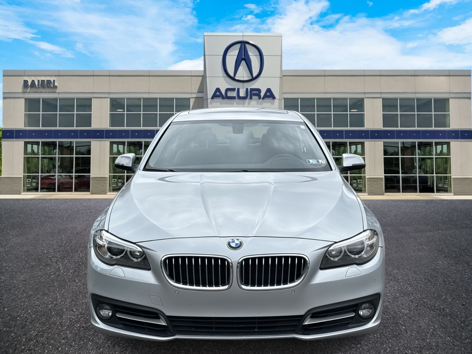 2015 BMW 5 Series 528i xDrive 8