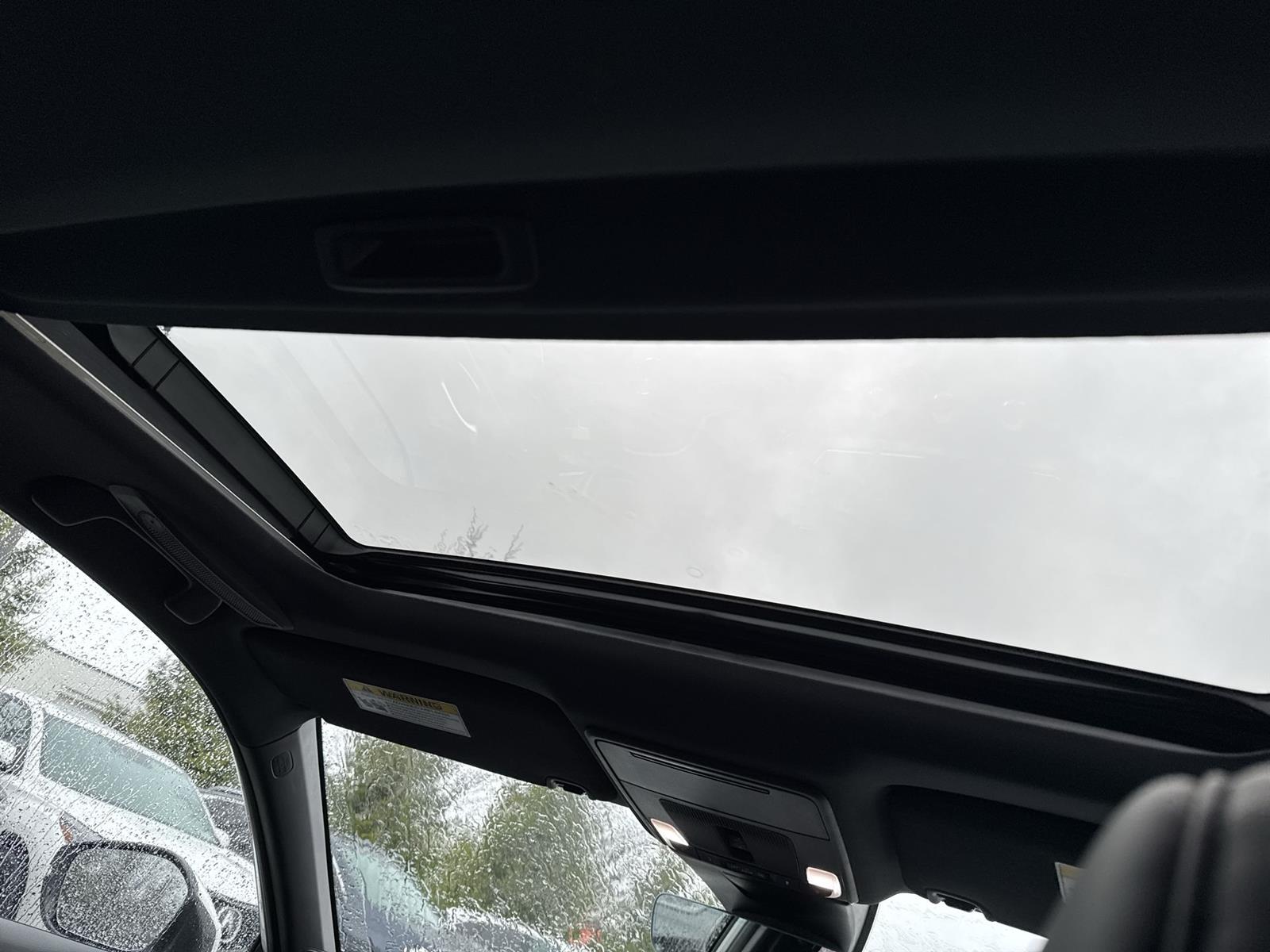 Thumbnail: 2023 Acura Integra - 16