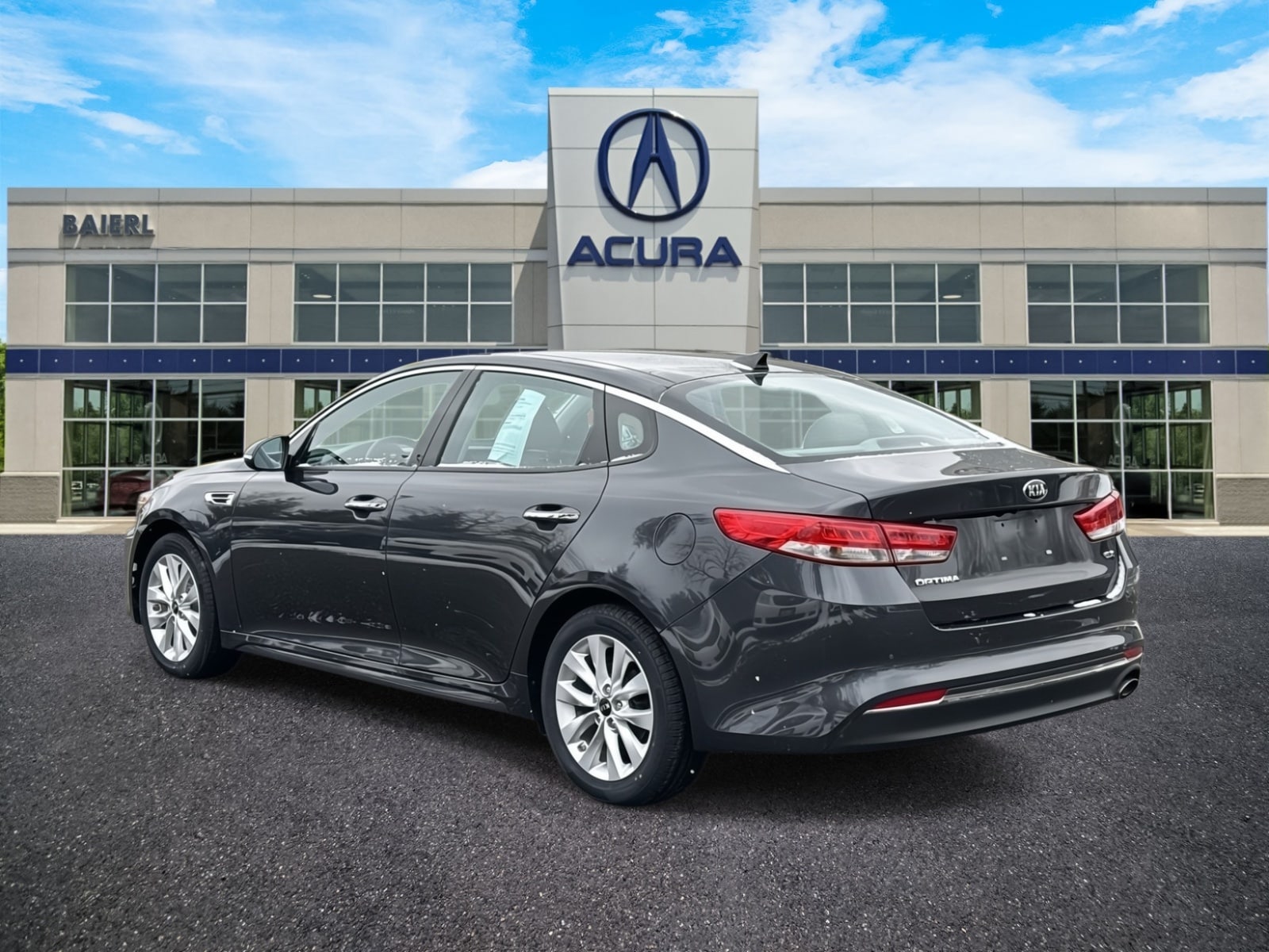 Thumbnail: 2017 Kia Optima - 3