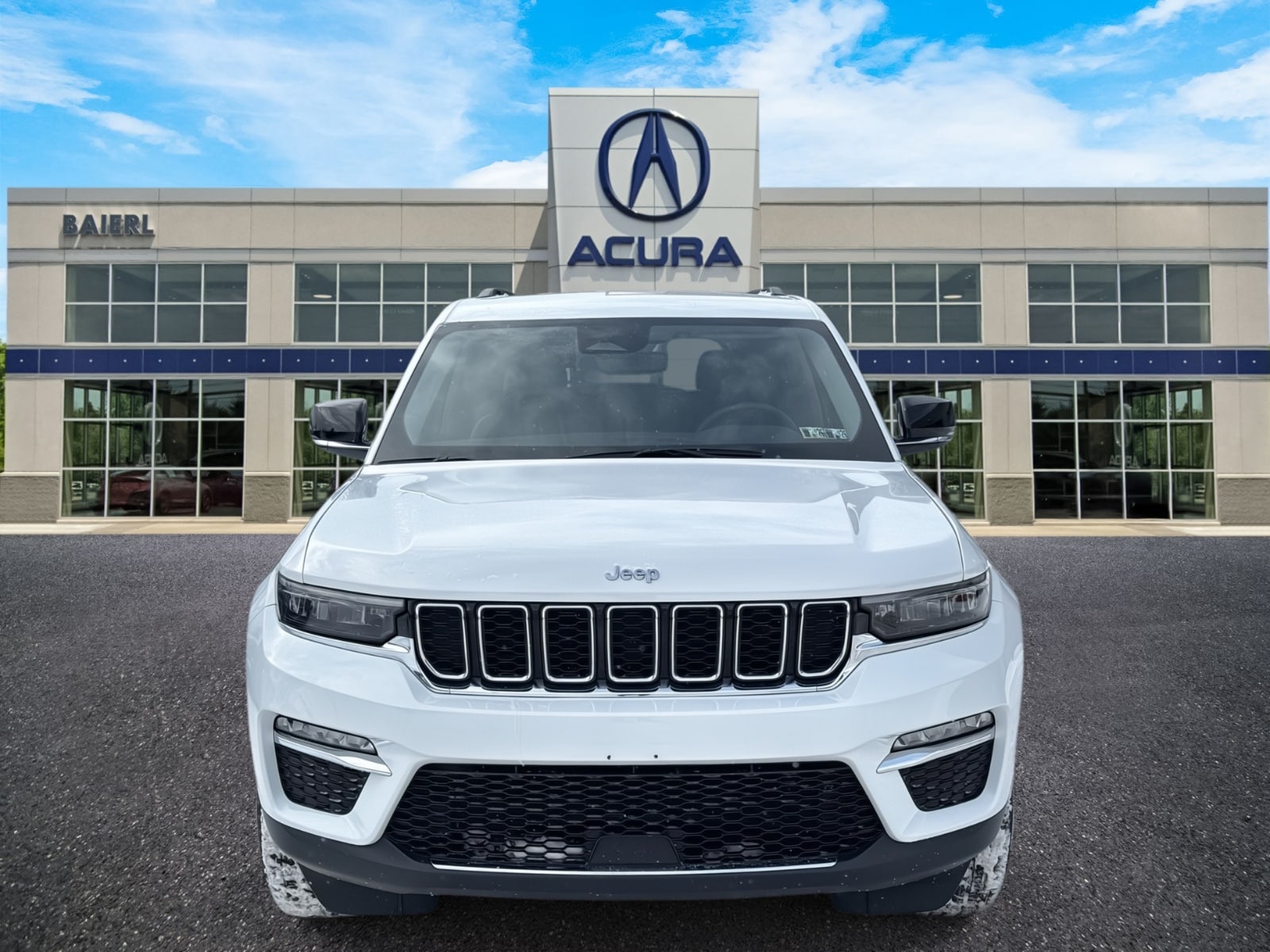 Thumbnail: 2023 Jeep Grand Cherokee - 8