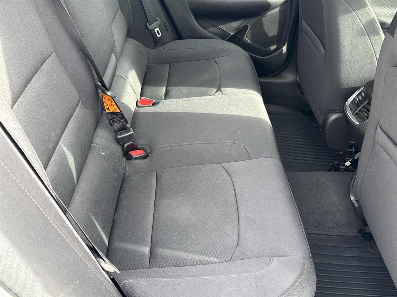 Thumbnail: 2017 Chevrolet Malibu - 16