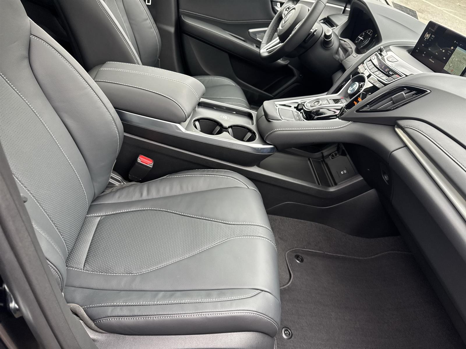 Thumbnail: 2026 Acura RDX - 17