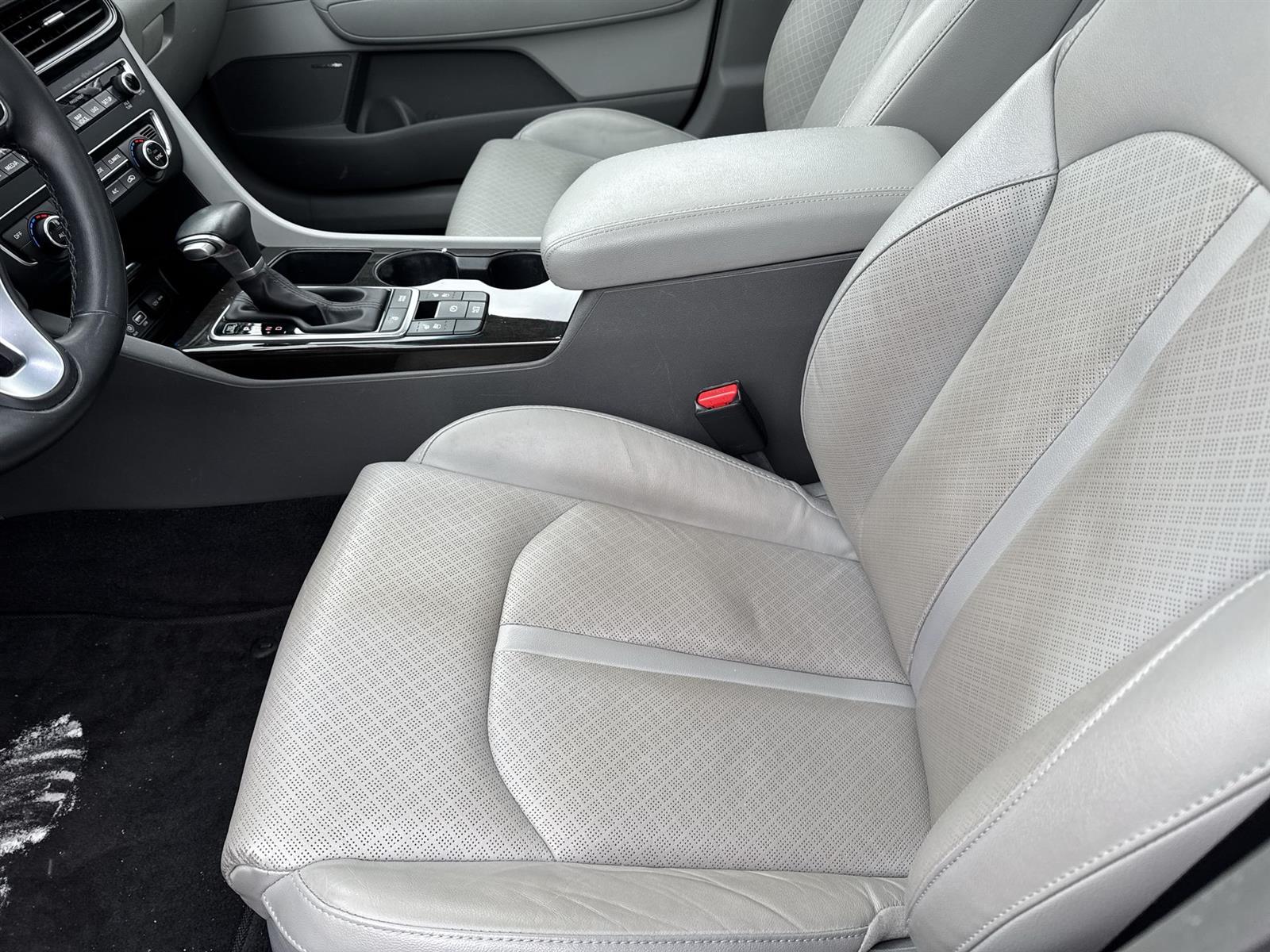 Thumbnail: 2017 Kia Optima - 11