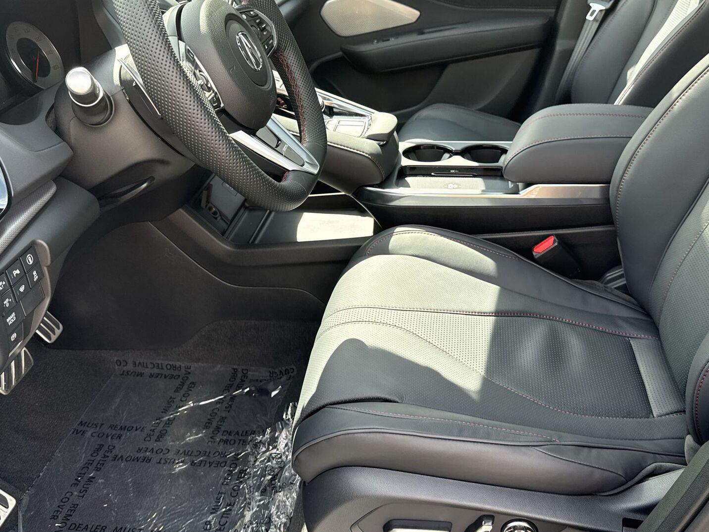 Thumbnail: 2026 Acura RDX - 15