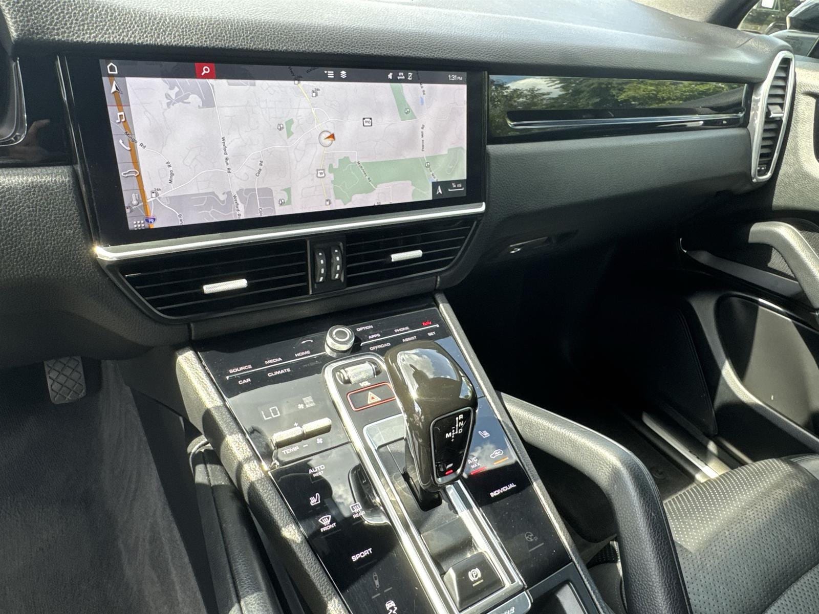 Thumbnail: 2019 Porsche Cayenne - 22