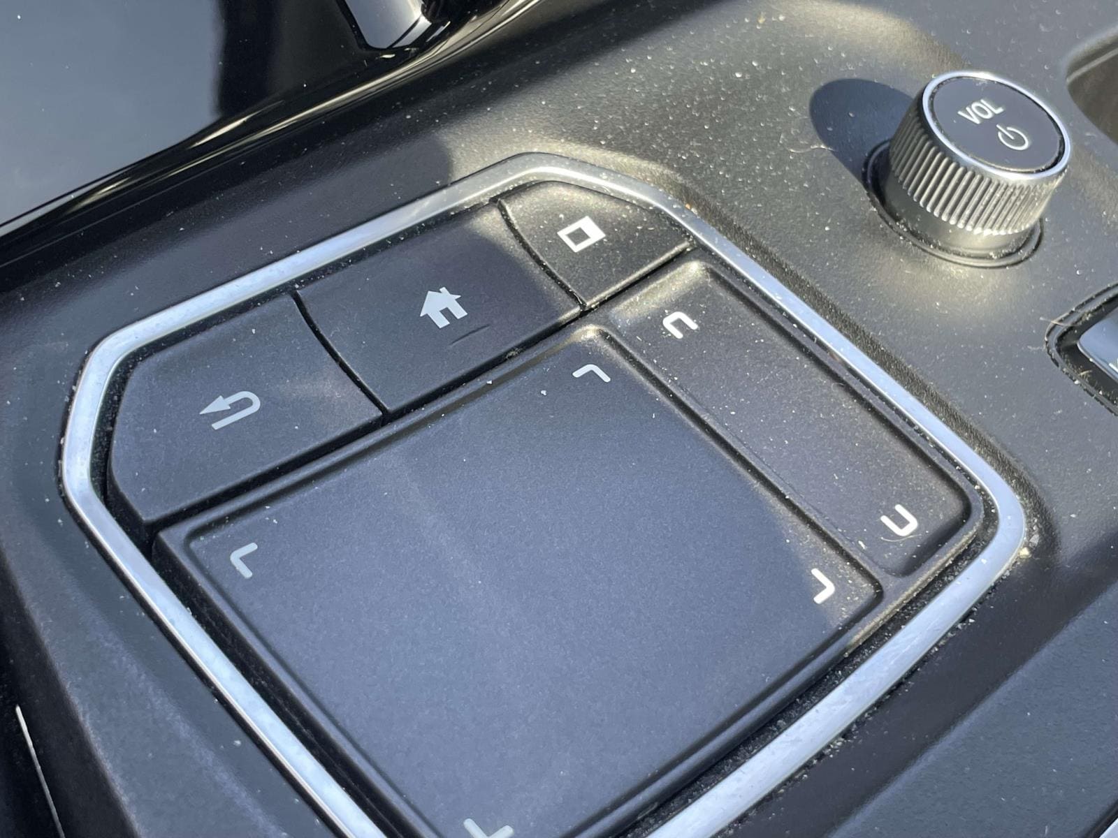 Thumbnail: 2023 Acura MDX - 20