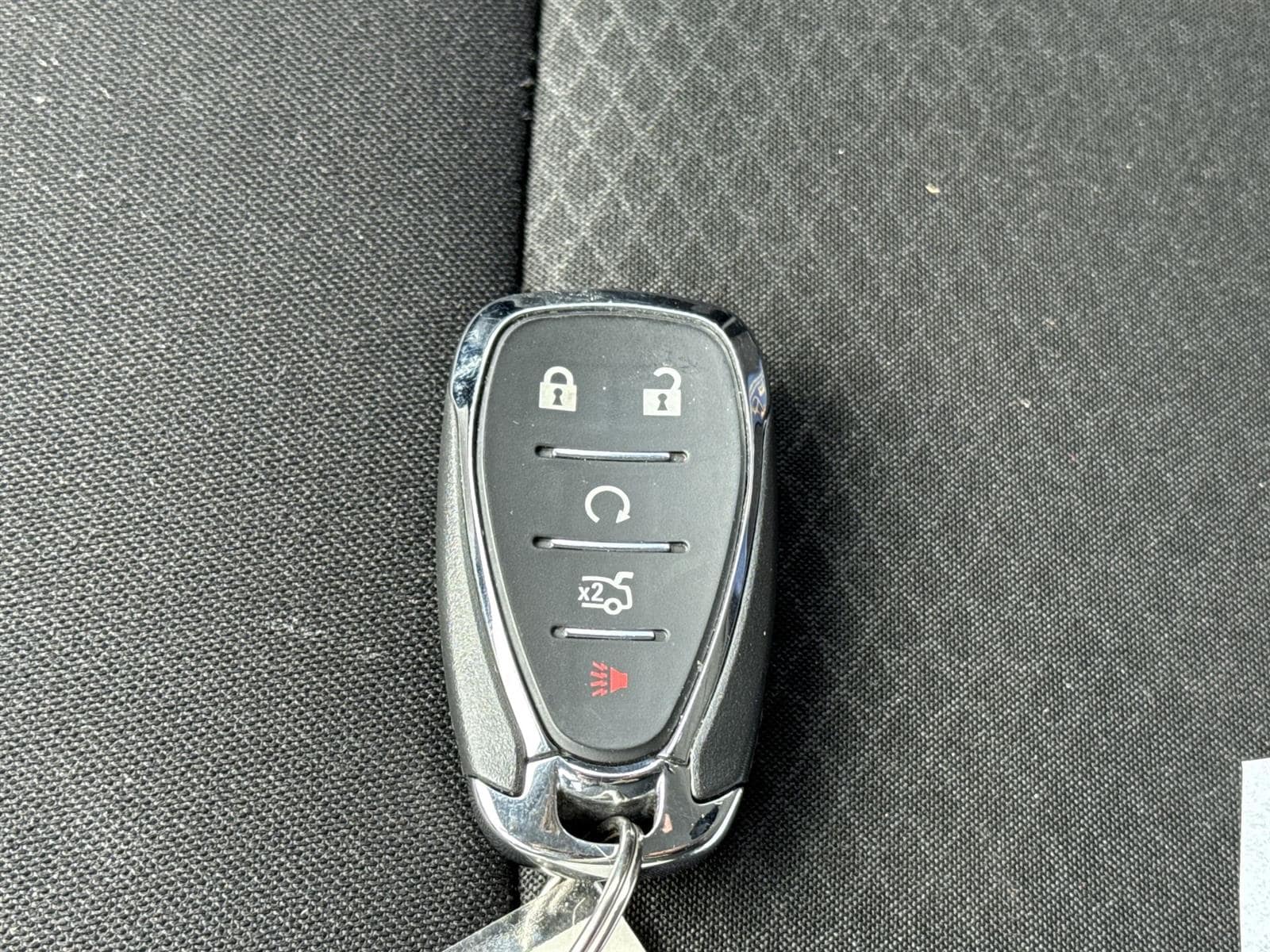 Thumbnail: 2017 Chevrolet Malibu - 30