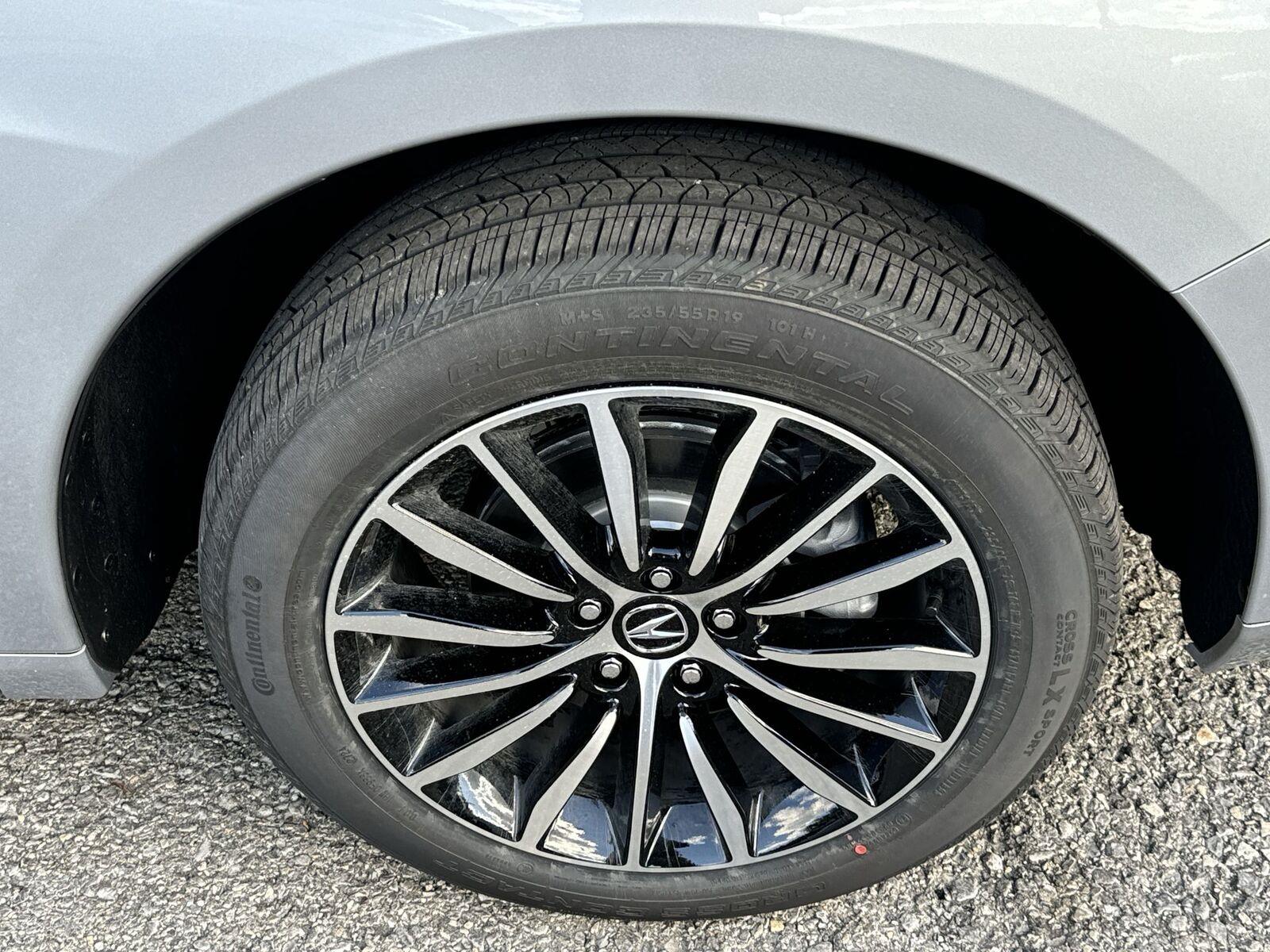 Thumbnail: 2025 Acura RDX - 12