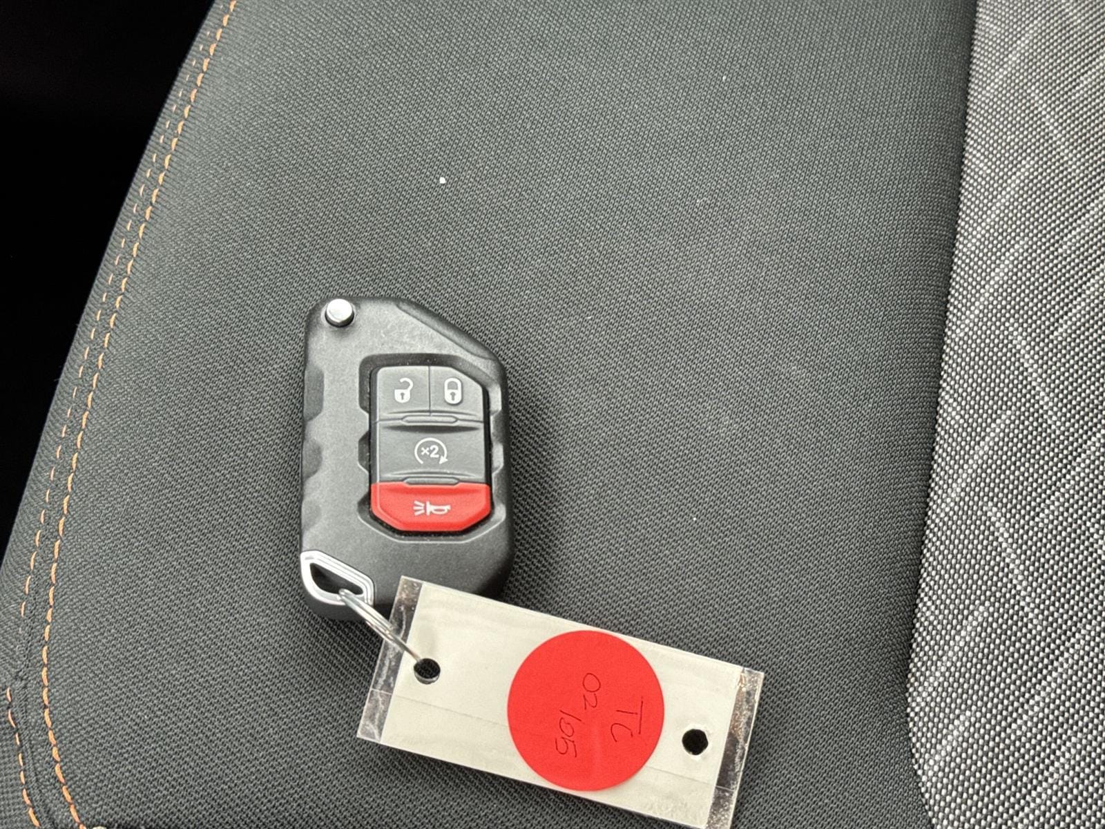 Thumbnail: 2021 Jeep Gladiator - 32