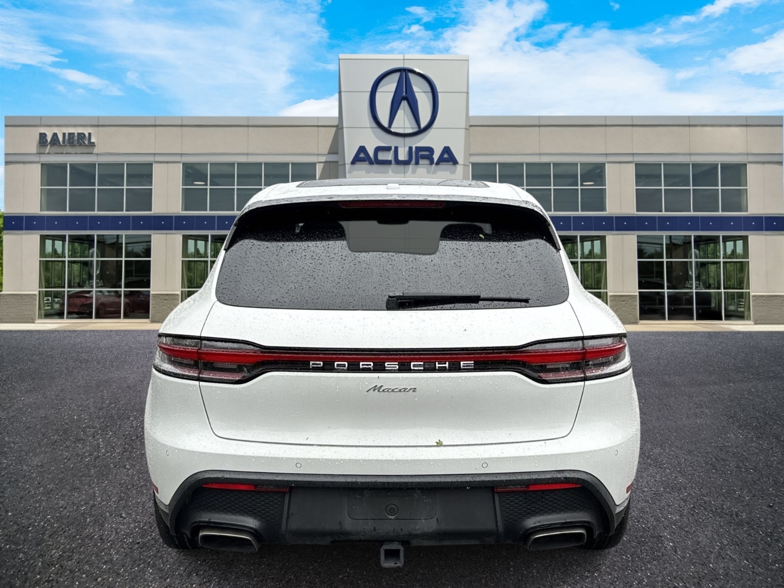 Thumbnail: 2024 Porsche Macan - 4