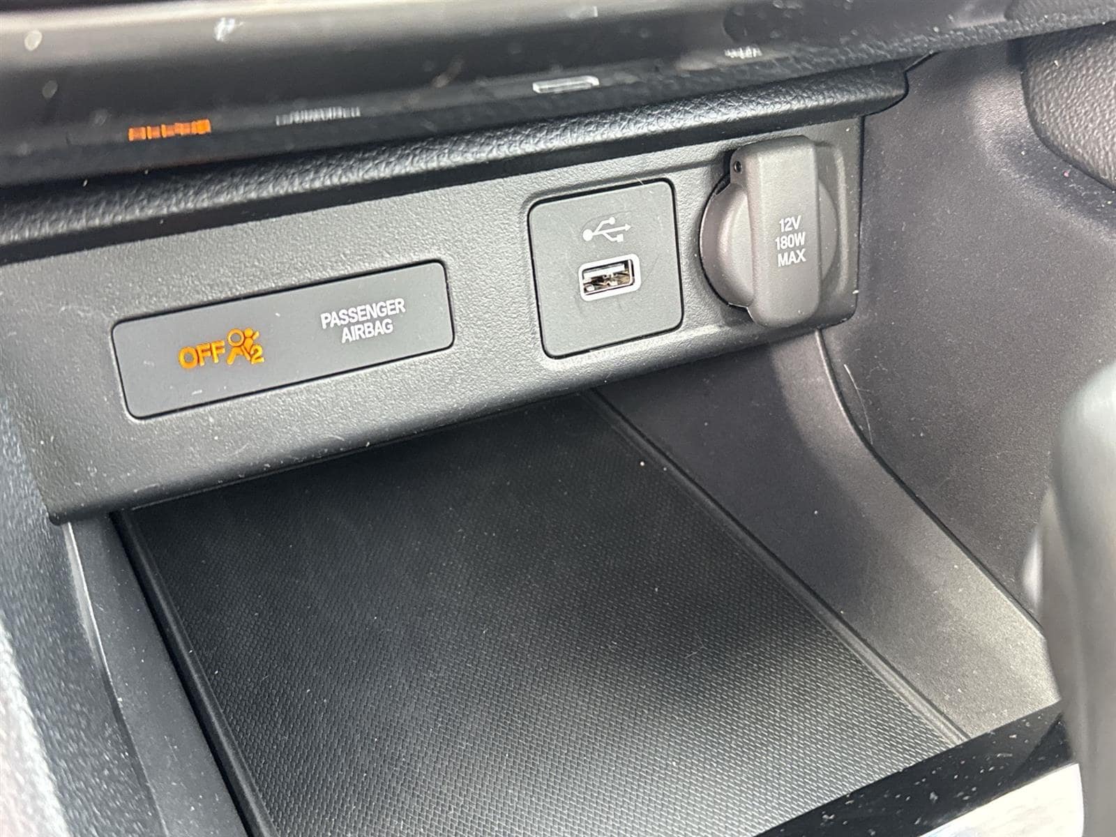 Thumbnail: 2023 Acura Integra - 30