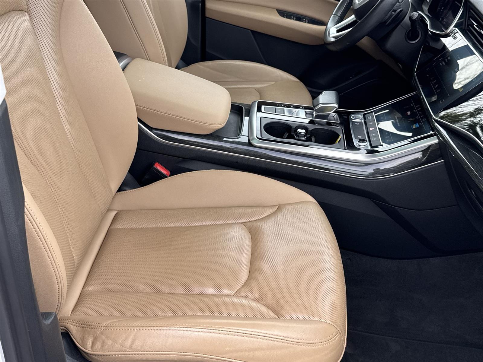 Thumbnail: 2020 Audi Q7 - 17