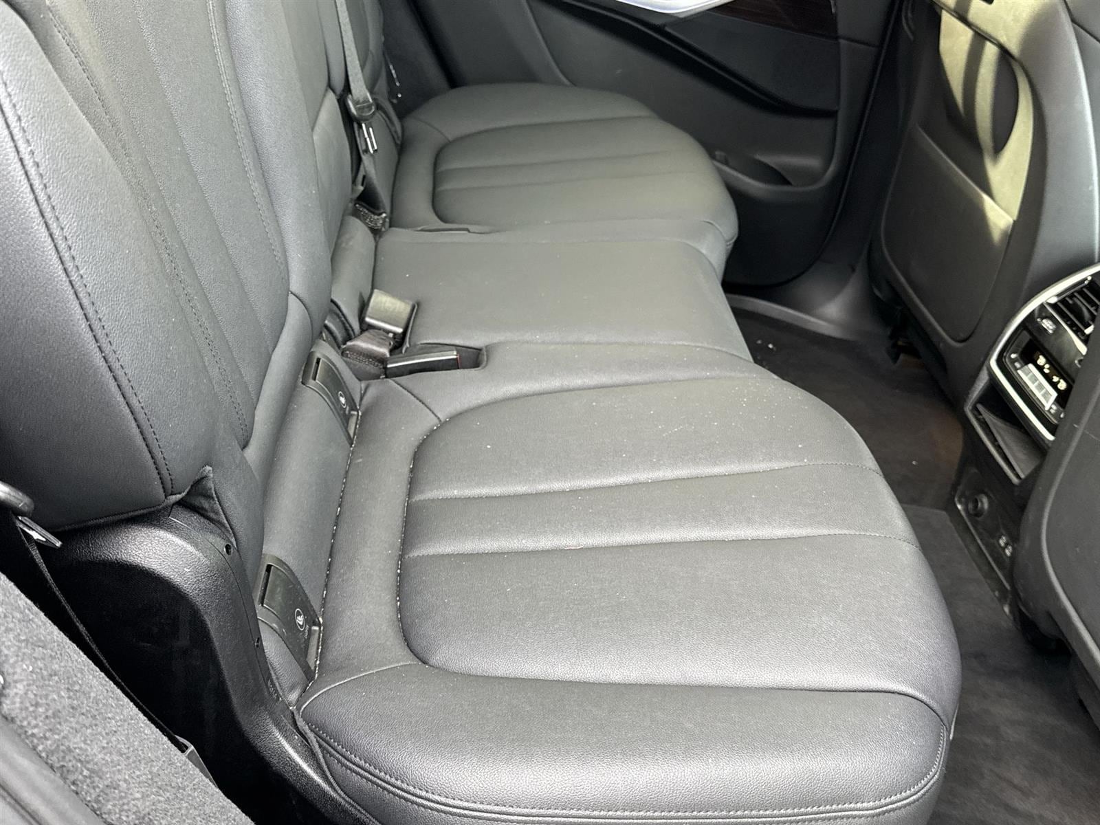 Thumbnail: 2021 BMW X7 - 15