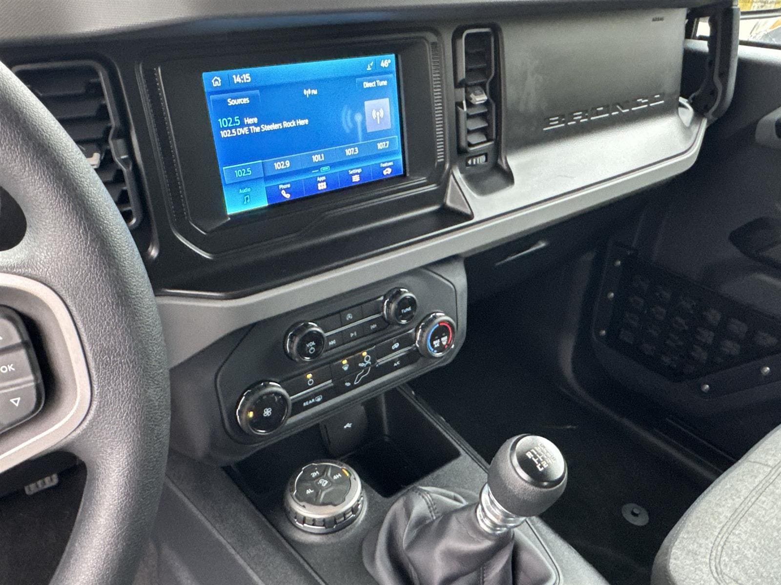 Thumbnail: 2022 Ford Bronco - 21