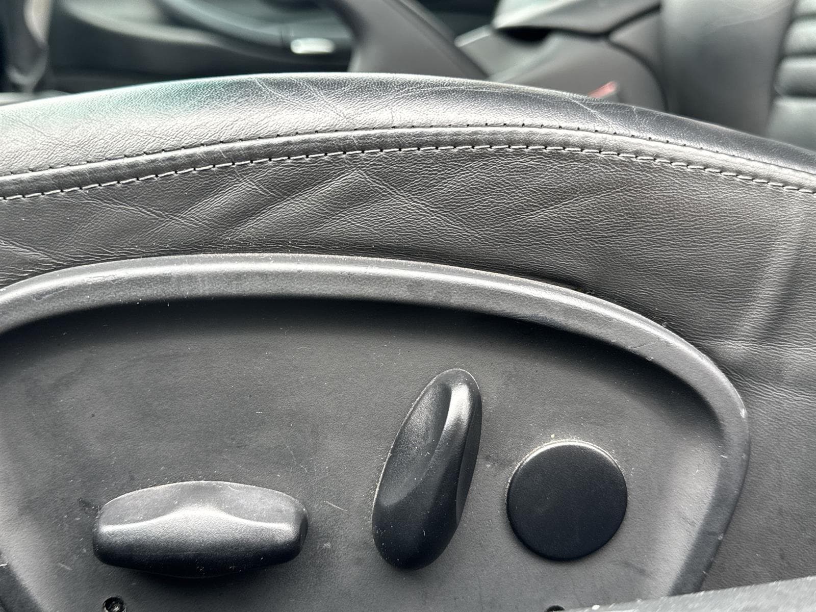 Thumbnail: 2002 Porsche 911 - 16