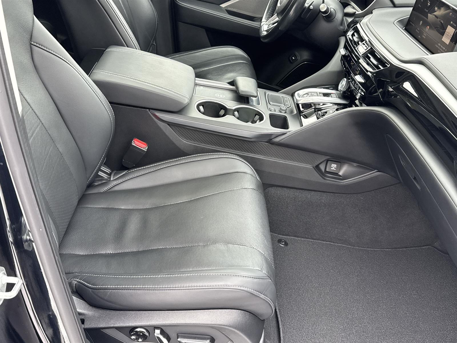 Thumbnail: 2023 Acura MDX - 19