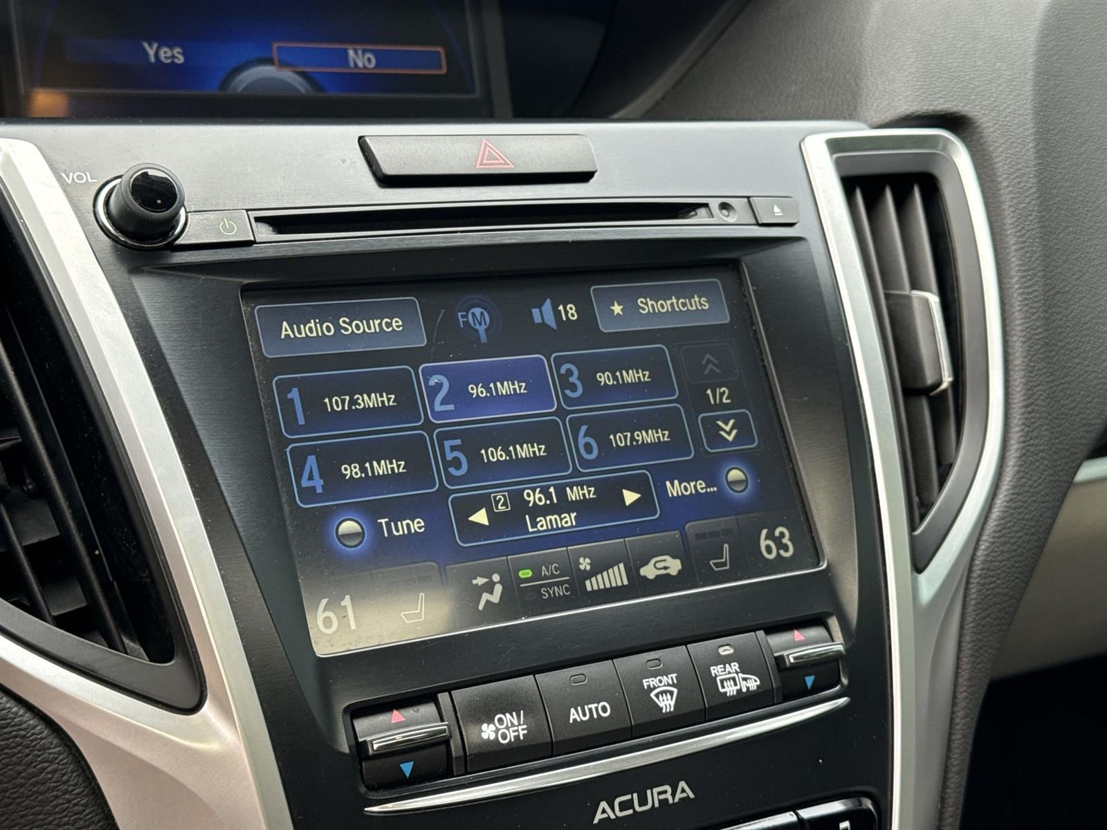 Thumbnail: 2015 Acura TLX - 28